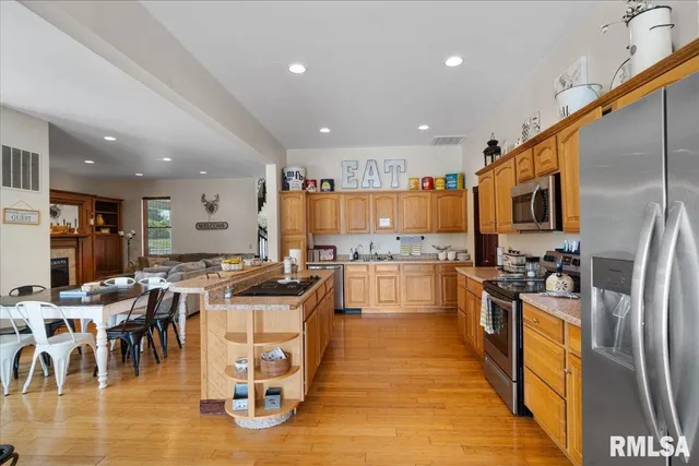 $1,300,000 | 6156 Chautauqua Road, Murphysboro, IL 62966