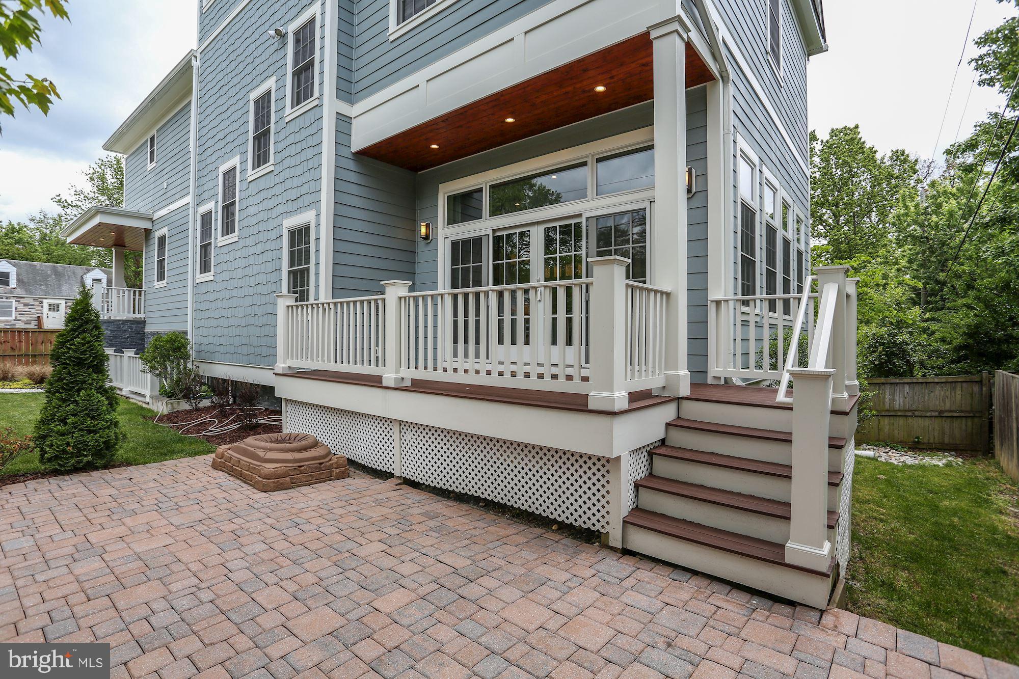 5101 25th Place North Arlington, VA 22207 - Photo 4 of 7 Patio and deck off the family room