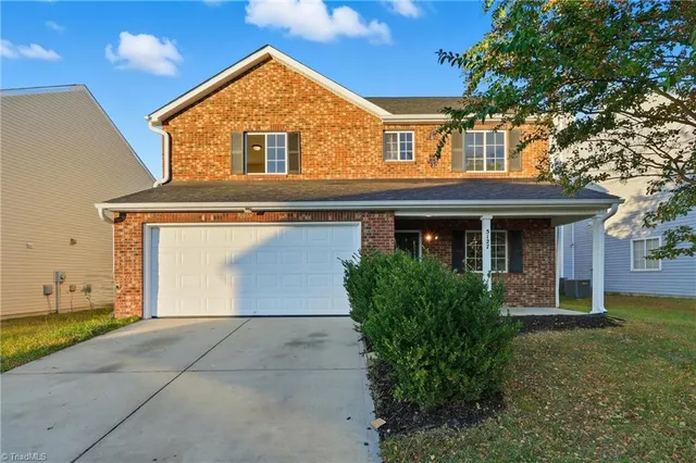 $279,900 | 5127 Apsley Drive, McLeansville, NC 27301