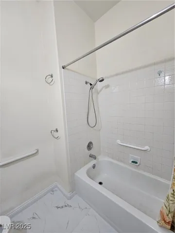 $2,090 | 7990 Nookfield Drive, Las Vegas, NV 89147