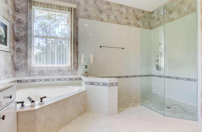 10640 154th Road North Jupiter, FL 33478 - Photo 17 of 26 10640 154th Rd N Jupiter FL-small-020-19