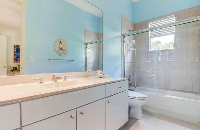 10640 154th Road North Jupiter, FL 33478 - Photo 19 of 26 10640 154th Rd N Jupiter FL-small-022-29