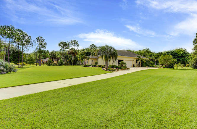 10640 154th Road North Jupiter, FL 33478 - Photo 2 of 26 10640 154th Rd N Jupiter FL-small-001-4-