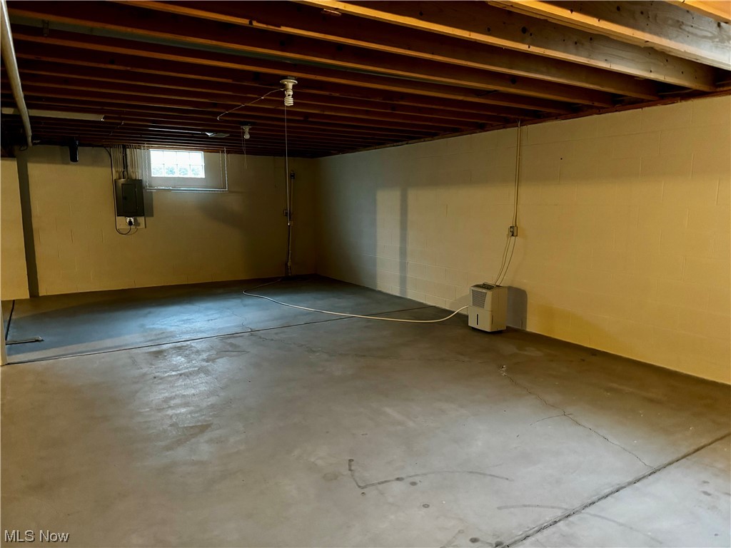 183 Mathews Road, Unit A Youngstown, OH 44512 - Photo 25 of 32 Gallery Image 25