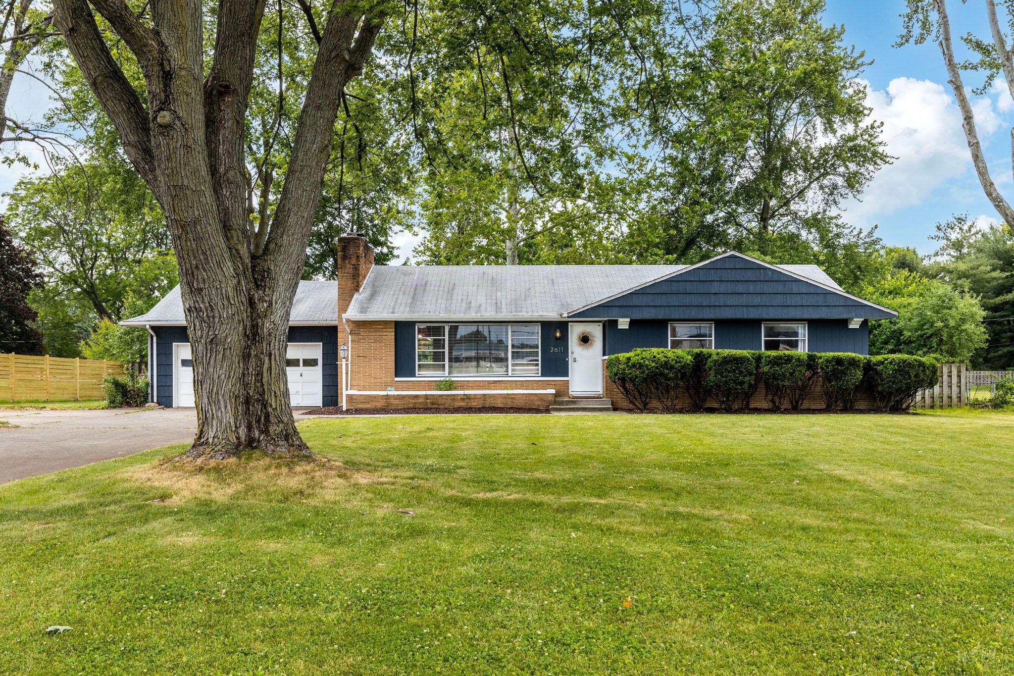 2611 Bethel Road Columbus, OH 43220 - Photo 2 of 34 2023-6-13 2611 Bethel Rd 02