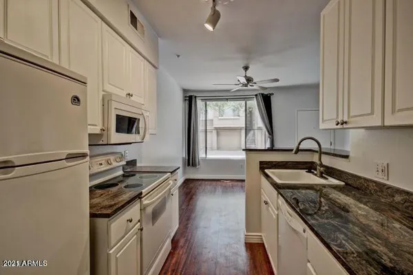 $1,295 | 1701 East Colter Street, Unit 157, Phoenix, AZ 85016