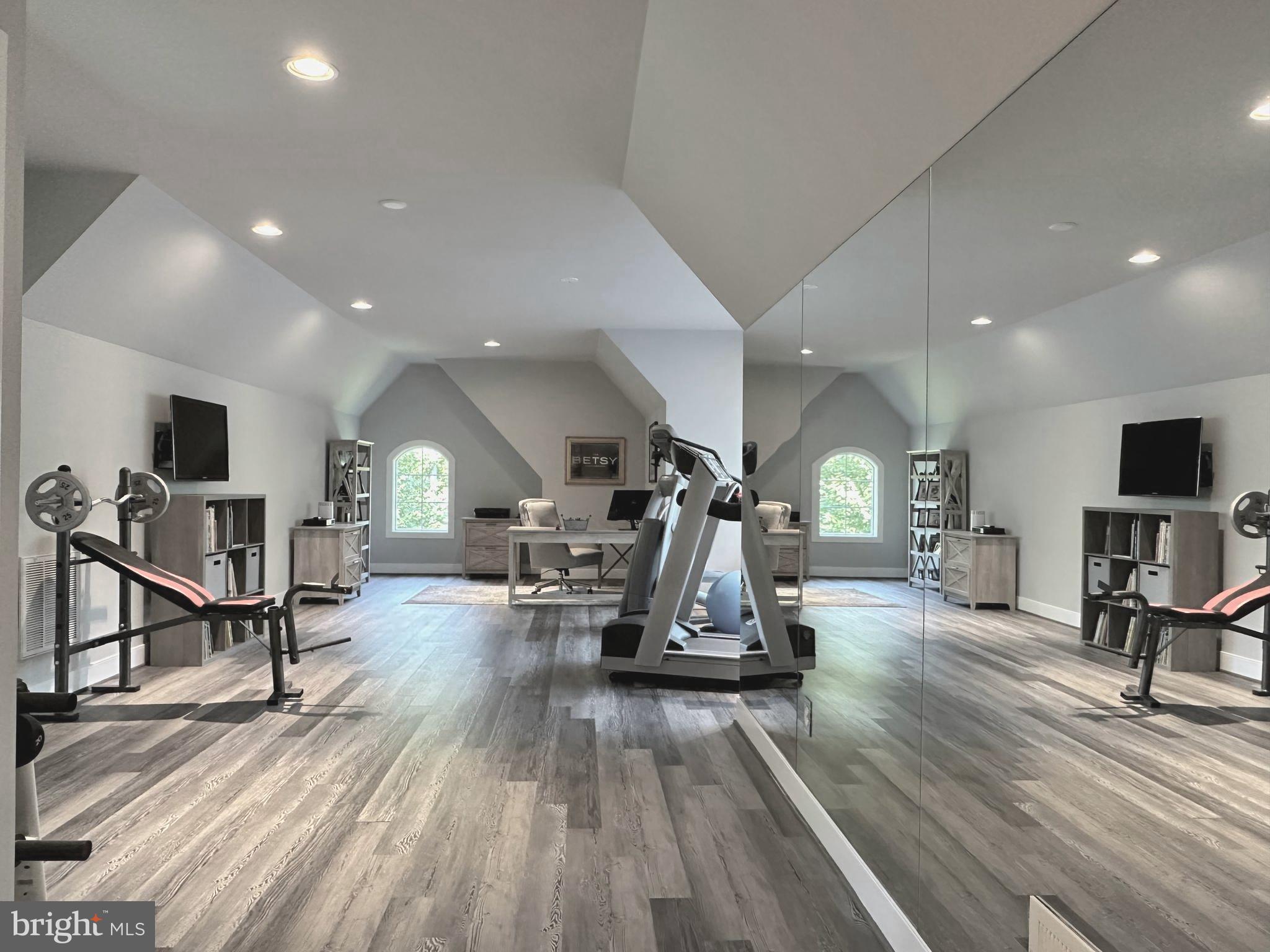 7912 Jansen Drive Springfield, VA 22152 - Photo 47 of 73 Bonus Room- Bedroom, Fitness, Office