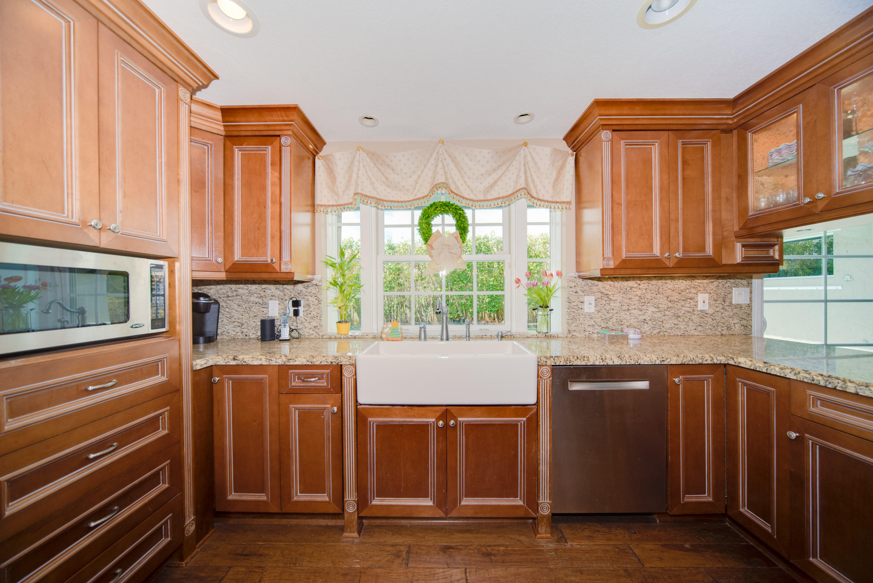 1345 Southwest 14th Avenue Boca Raton, FL 33486 - Photo 4 of 23 04 Kitchen