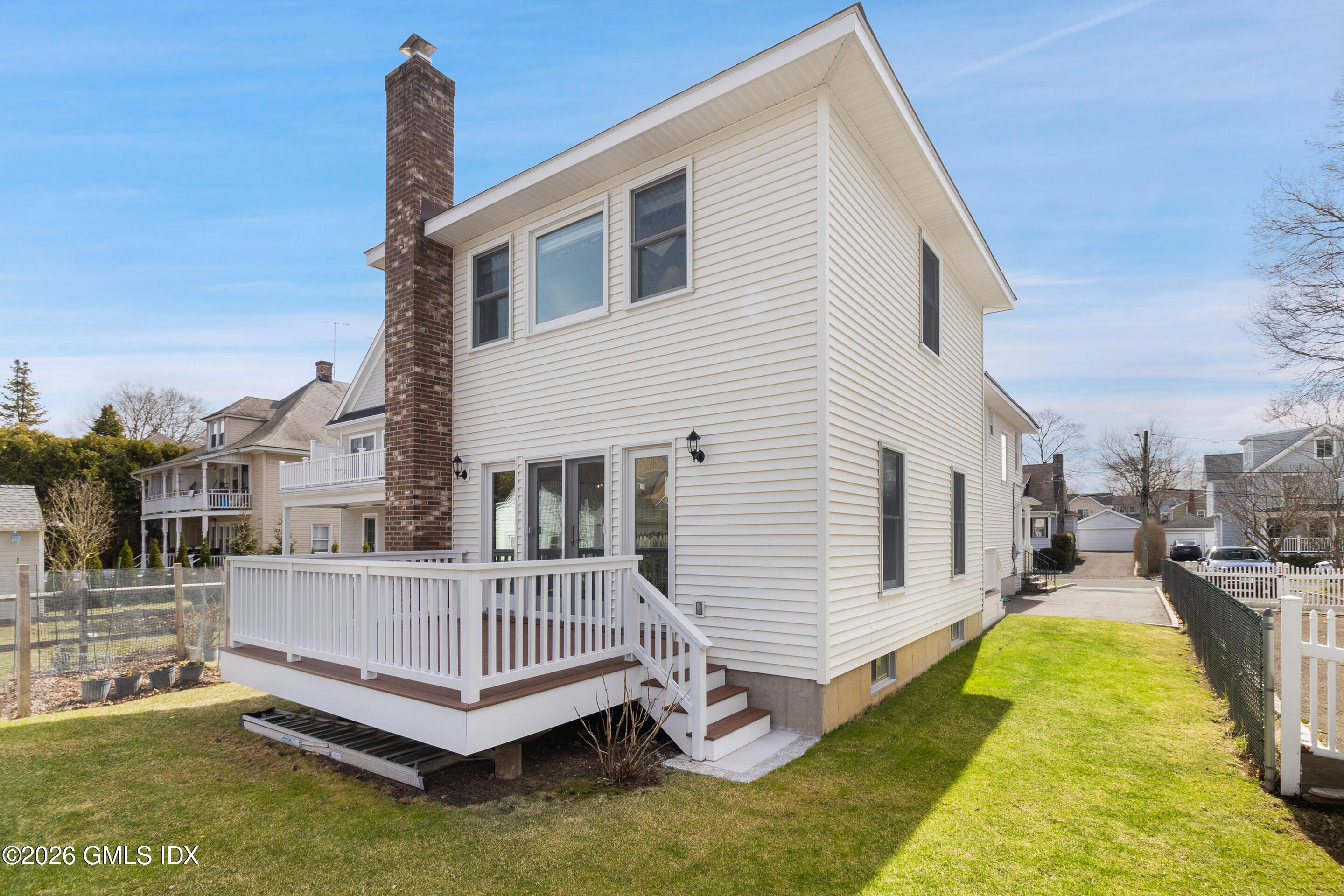 16 Kent Place Cos Cob, CT 06807 - Photo 4 of 32 Private Garden