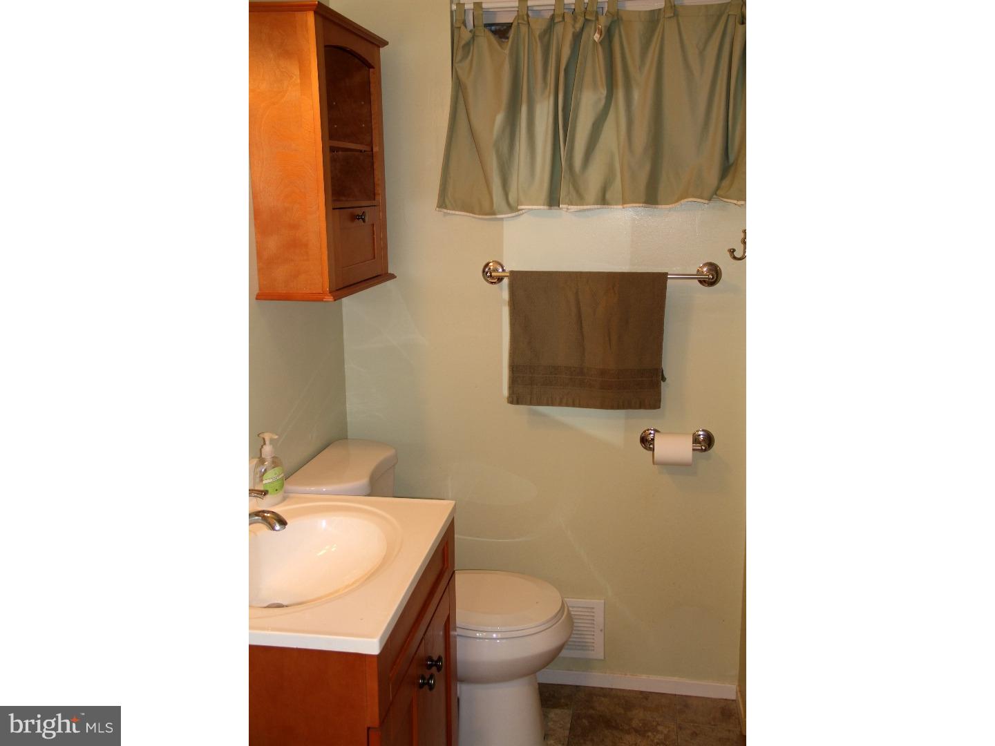 540 Edinburg Road Hamilton, NJ 08619 - Photo 11 of 13