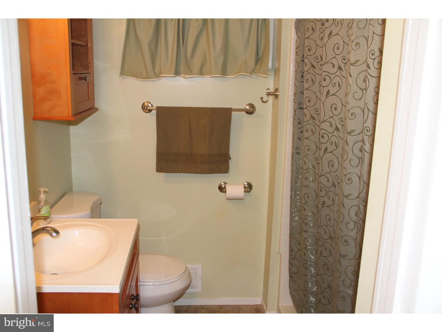 540 Edinburg Road Hamilton, NJ 08619 - Photo 8 of 13