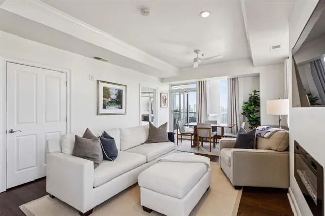 $499,900 | 2881 Peachtree Street Northeast, Unit 1005, Atlanta, GA 30305