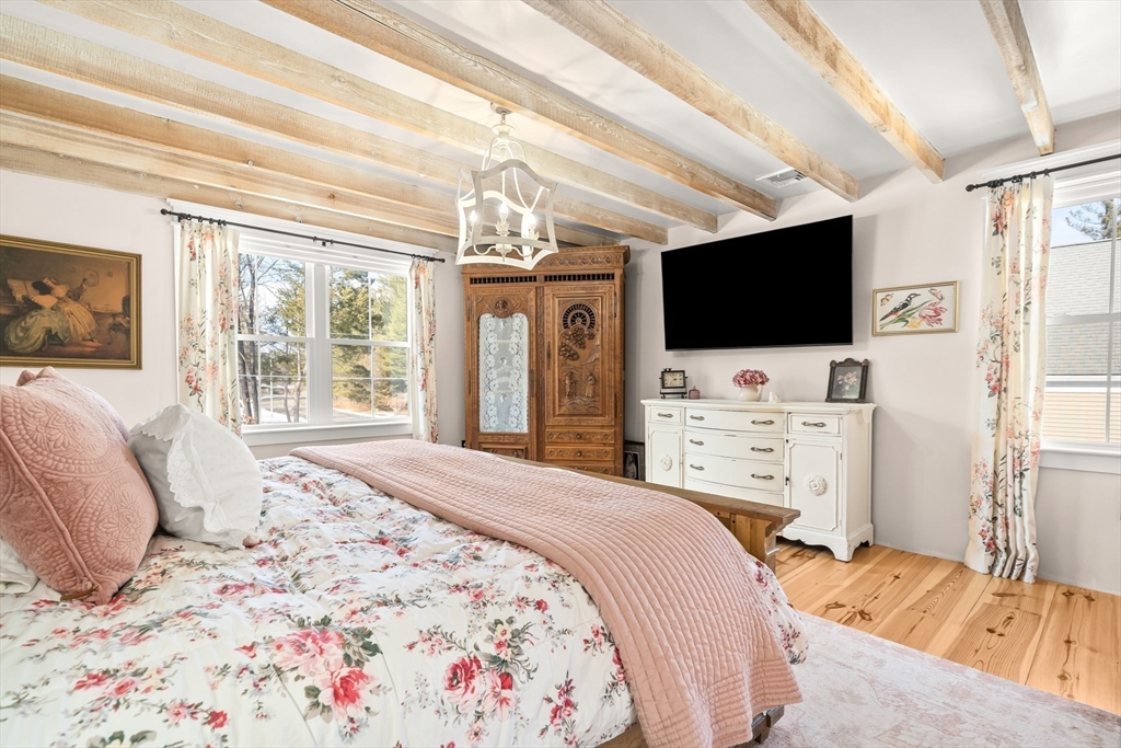 27 Park Street North Reading, MA 01864 - Photo 19 of 36