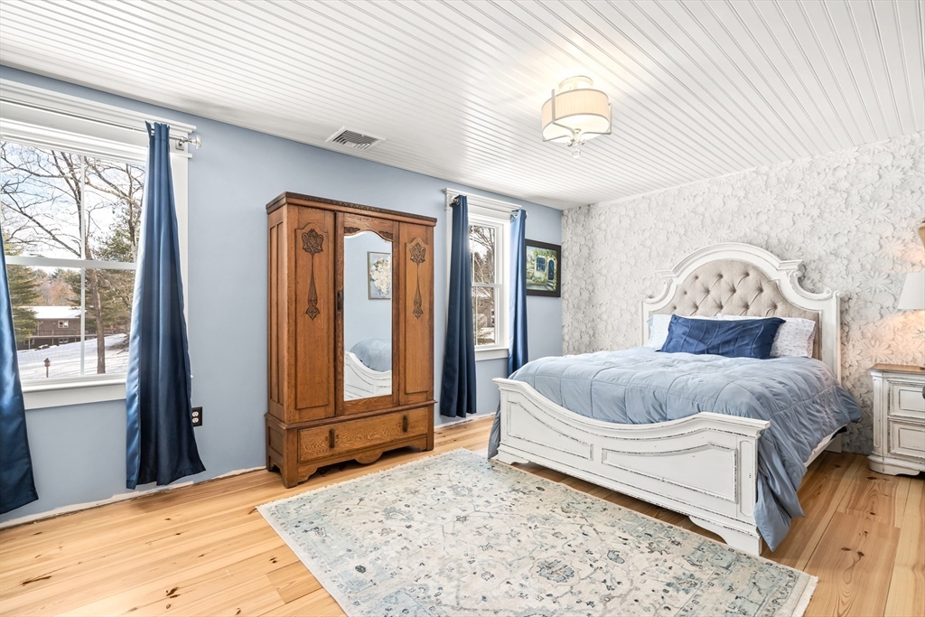 27 Park Street North Reading, MA 01864 - Photo 26 of 36