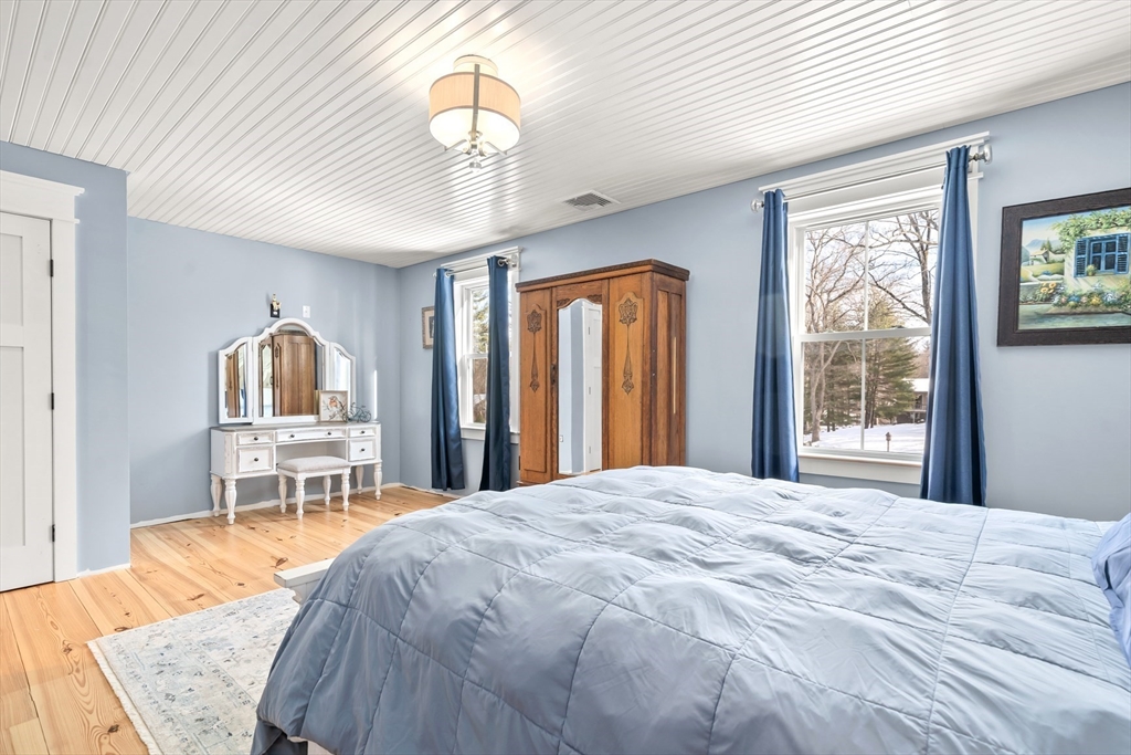 27 Park Street North Reading, MA 01864 - Photo 27 of 36