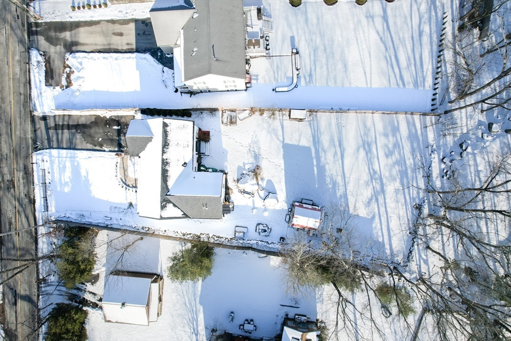 27 Park Street North Reading, MA 01864 - Photo 32 of 36