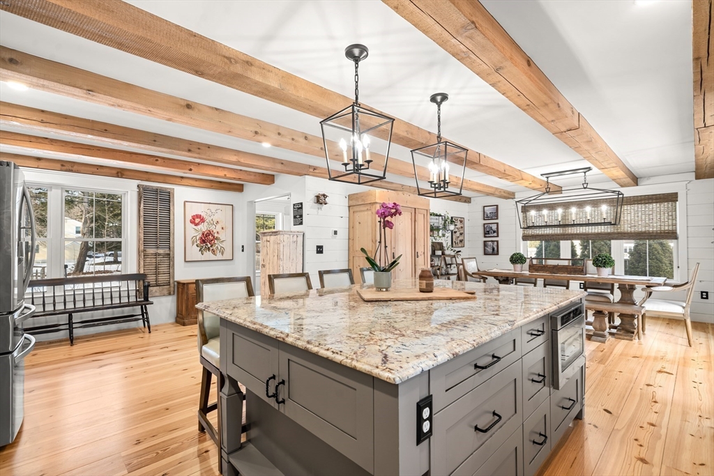 27 Park Street North Reading, MA 01864 - Photo 7 of 36