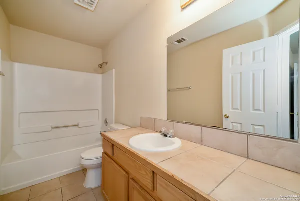 $1,395 | 1017 Schertz Parkway, Schertz, TX 78154