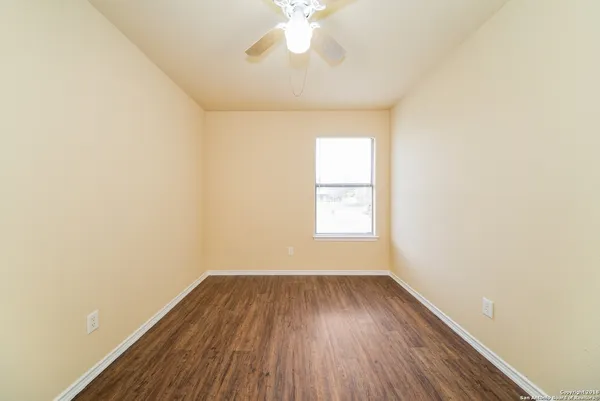 $1,395 | 1017 Schertz Parkway, Schertz, TX 78154