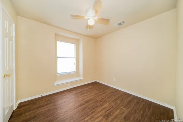 $1,395 | 1017 Schertz Parkway, Schertz, TX 78154