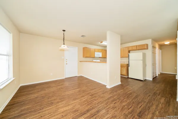 $1,395 | 1017 Schertz Parkway, Schertz, TX 78154