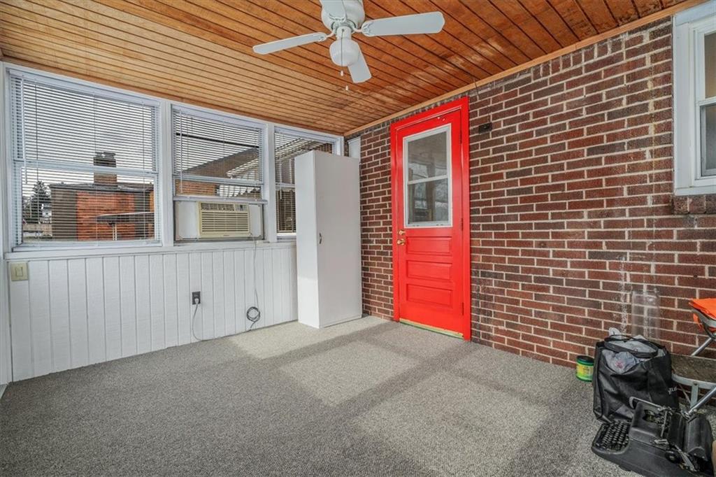 910 Foster Road Clairton, PA 15025 - Photo 36 of 50