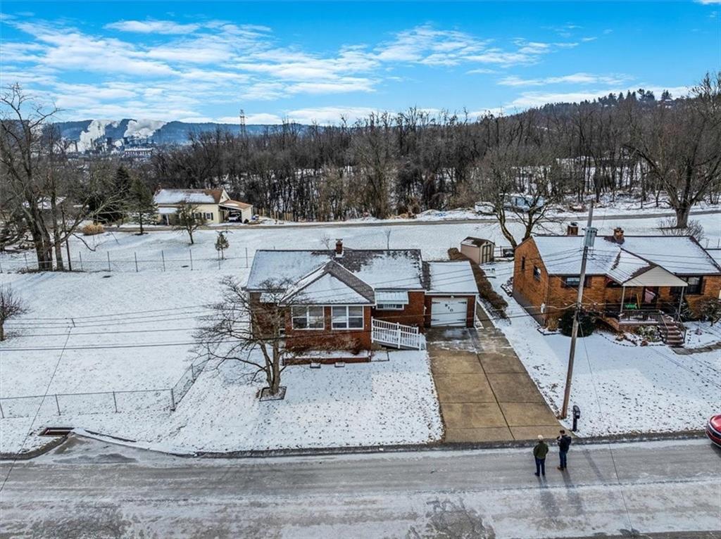 910 Foster Road Clairton, PA 15025 - Photo 45 of 50 a view of a swimming pool with lounge chair