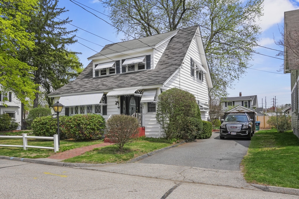 27 Gleason Road Shrewsbury, MA 01545 - Photo 3 of 21 Gallery Image 3