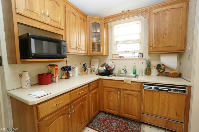 5172 Eastover Road Cleveland, OH 44124 - Photo 10 of 25 Gallery Image 10