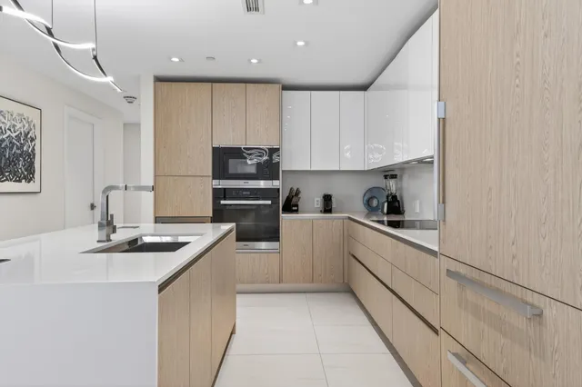 $20,000 | 3100 North Ocean Drive, Unit 804P, Singer Island, FL 33404