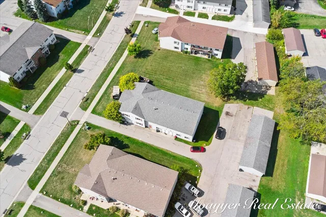 $1,650 | 1051 Abbey Court, Unit 5, Holland, MI 49423