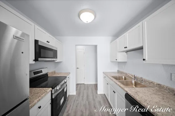 $1,650 | 1051 Abbey Court, Unit 5, Holland, MI 49423