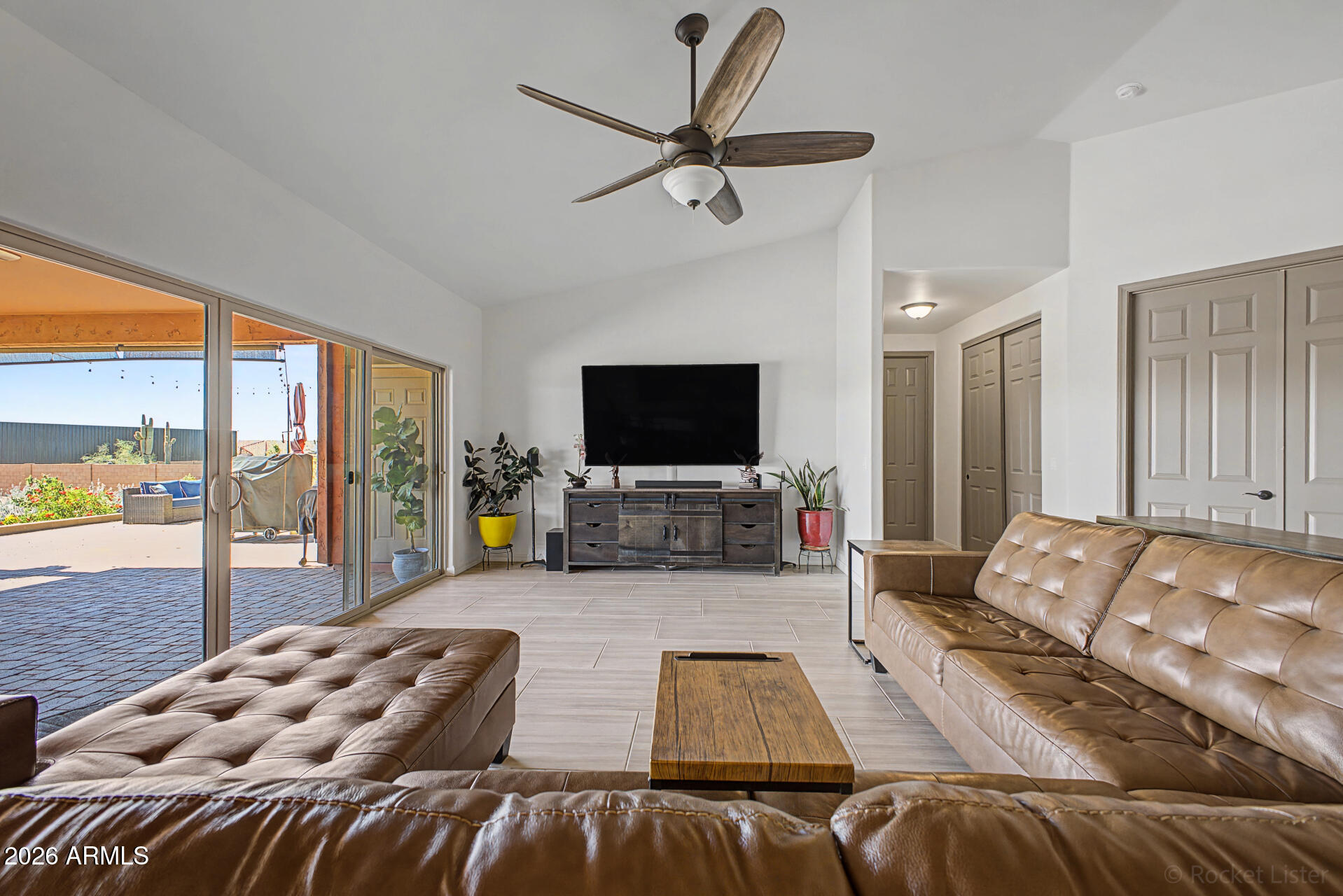 5107 East 14th Avenue Apache Junction, AZ 85119 - Photo 11 of 61 Living Room