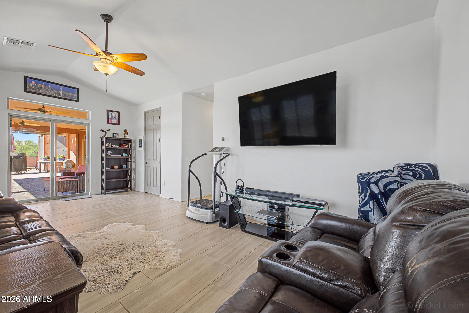 5107 East 14th Avenue Apache Junction, AZ 85119 - Photo 34 of 61 2nd Suite