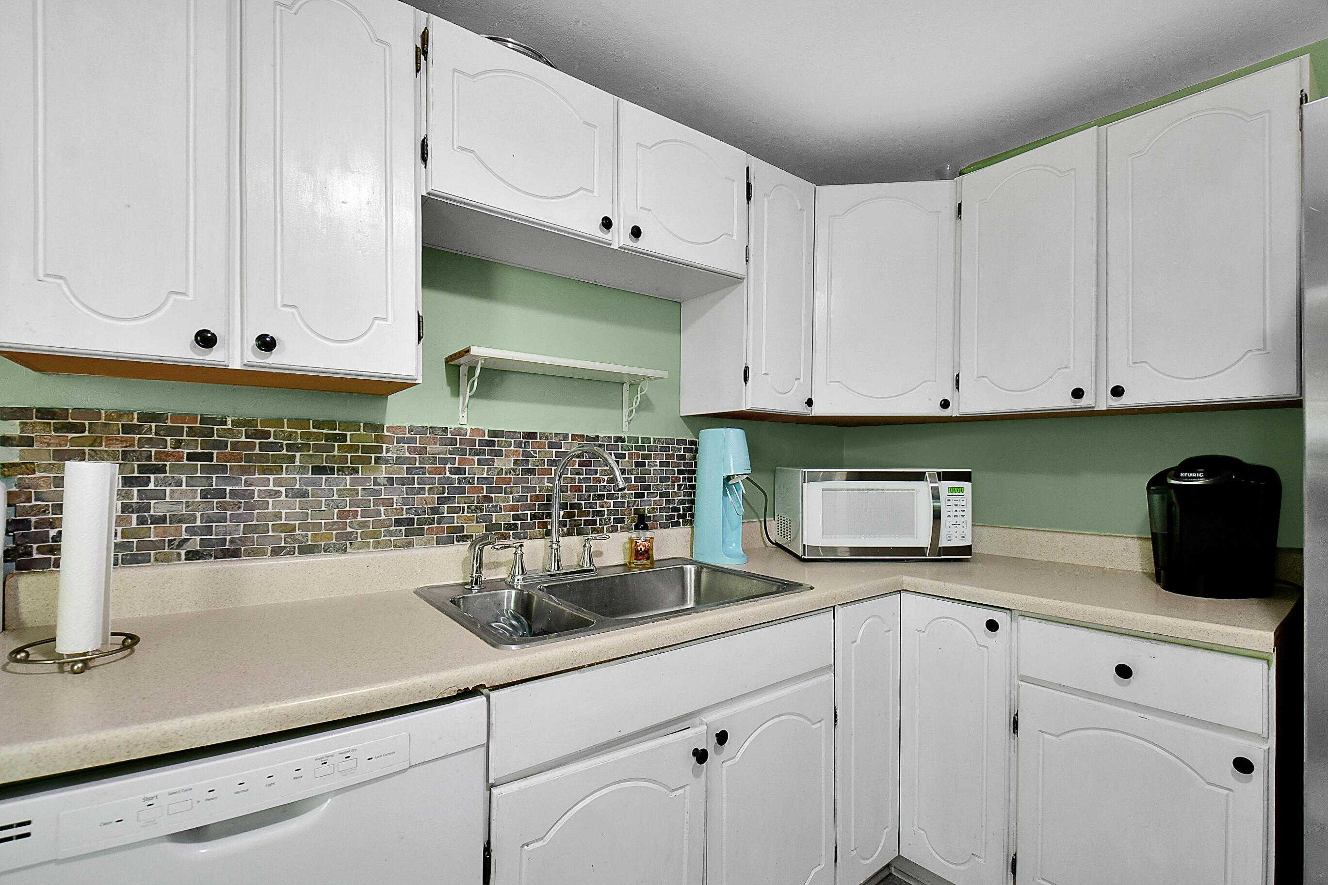 5376 Stock Road Columbus, OH 43229 - Photo 11 of 26 Gallery Image 11