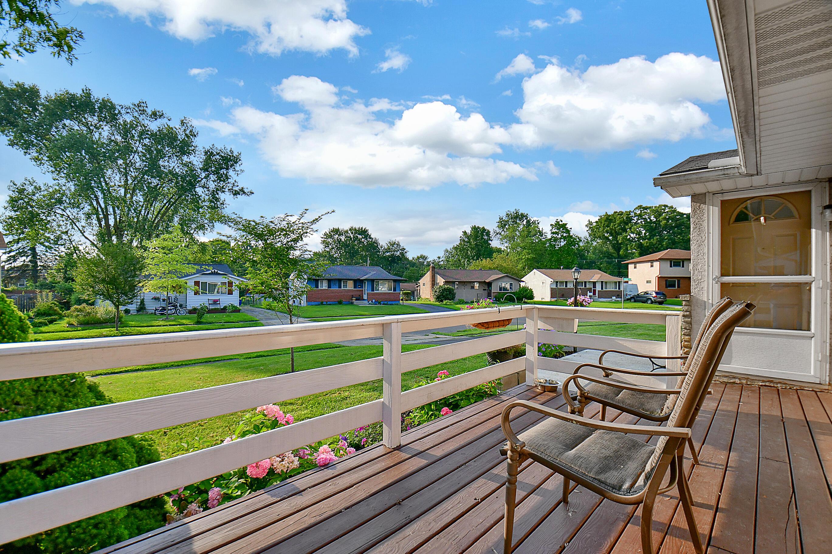 5376 Stock Road Columbus, OH 43229 - Photo 4 of 26 Gallery Image 4