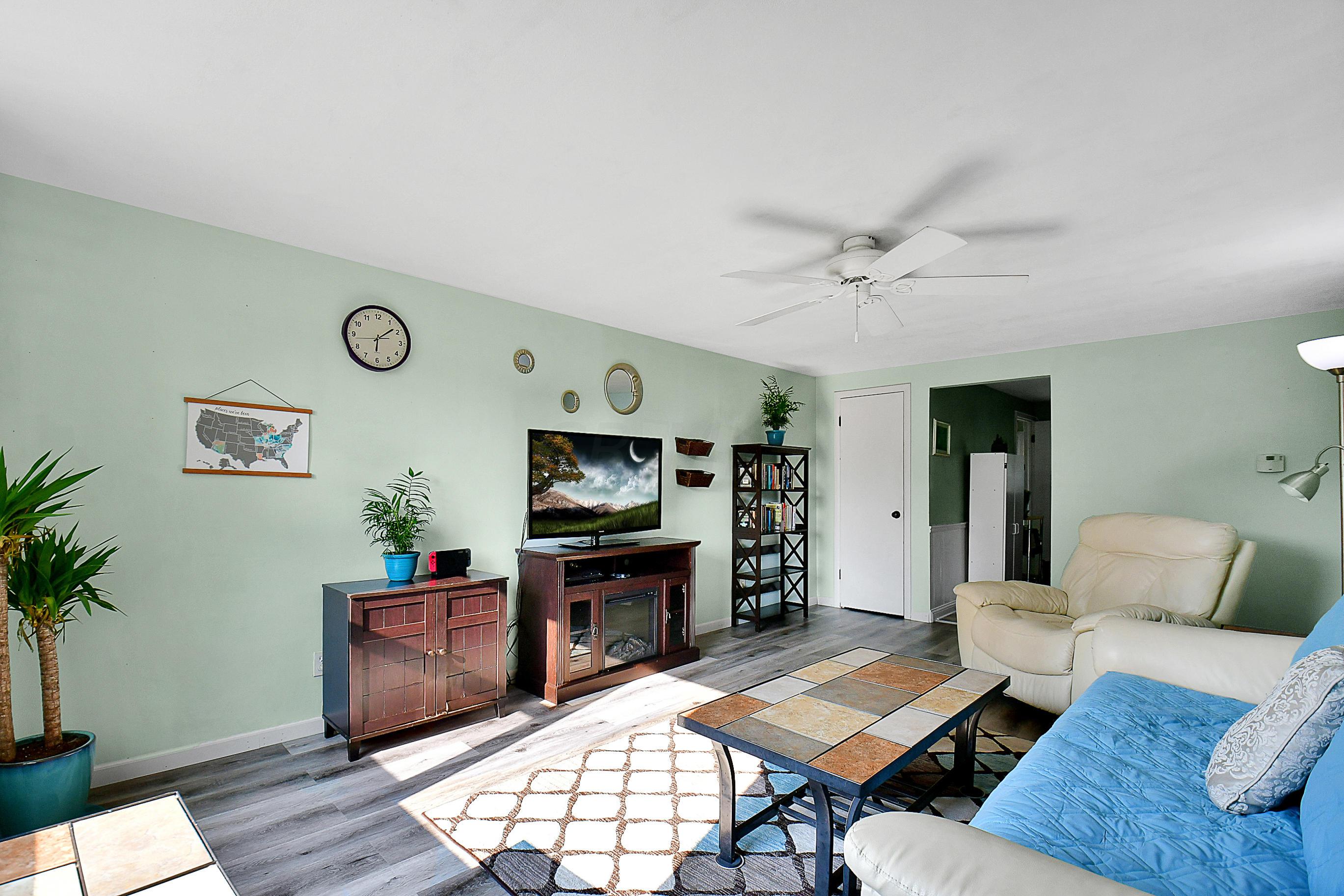 5376 Stock Road Columbus, OH 43229 - Photo 6 of 26 Gallery Image 6
