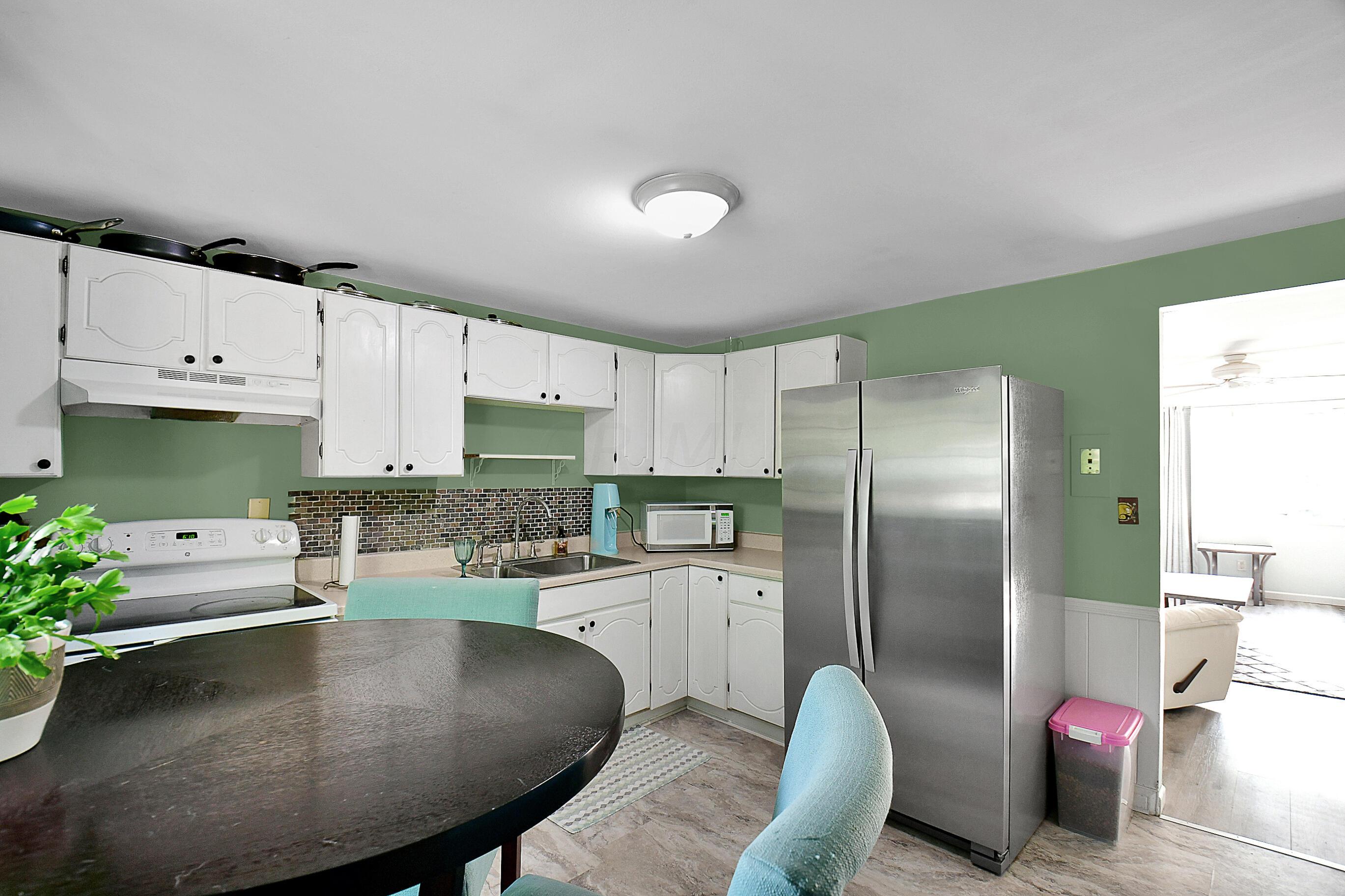 5376 Stock Road Columbus, OH 43229 - Photo 8 of 26 Gallery Image 8