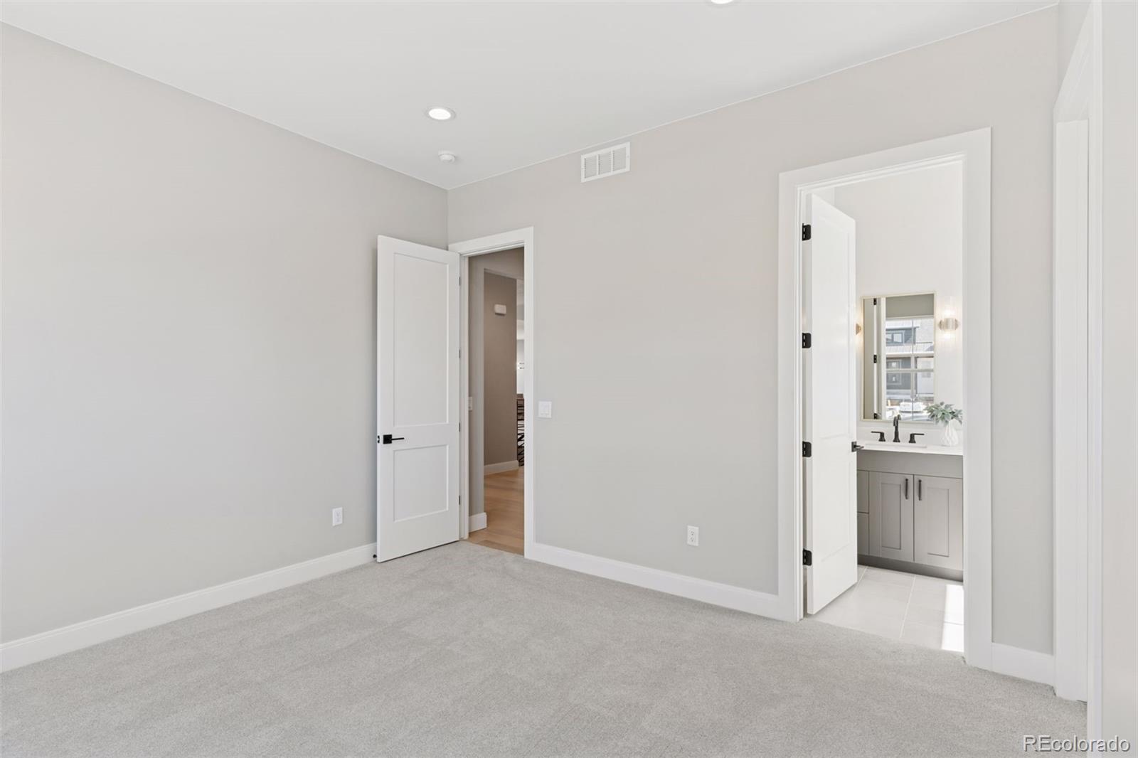 1404 Swan Peter Drive Berthoud, CO 80513 - Photo 8 of 45