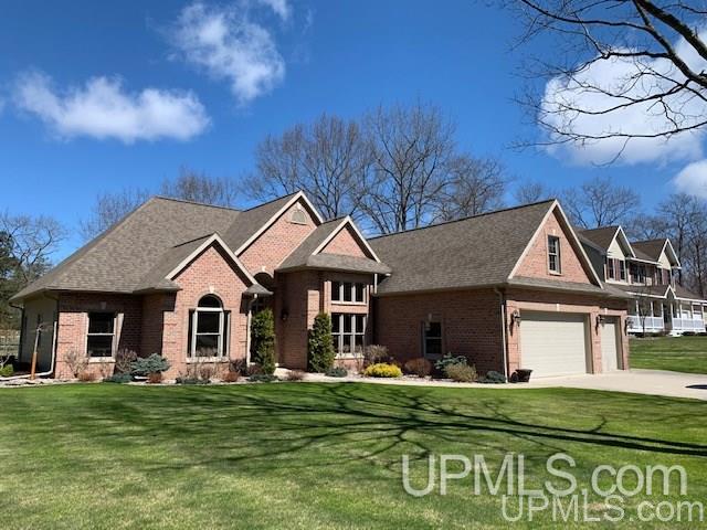7735 Tipperary Road Gladstone, MI 49837 - Photo 1 of 10 Gallery Image 1