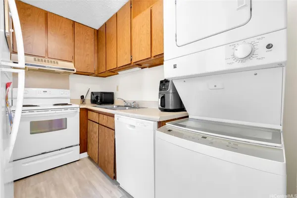 $2,795 | 3033 Ala Ilima Street, Unit 402, Honolulu, HI 96818