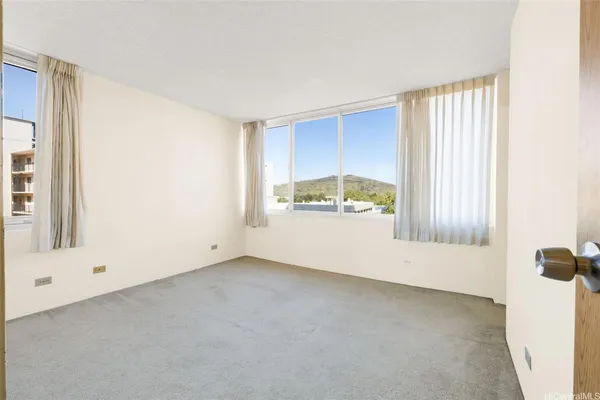 $2,795 | 3033 Ala Ilima Street, Unit 402, Honolulu, HI 96818