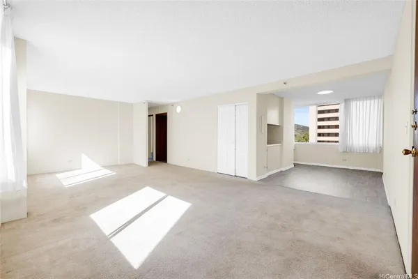 $2,795 | 3033 Ala Ilima Street, Unit 402, Honolulu, HI 96818