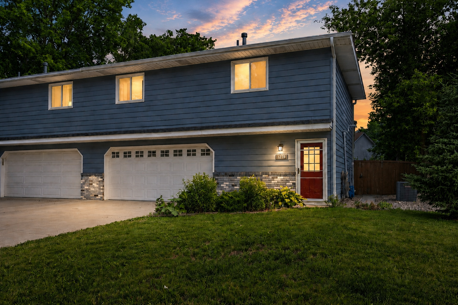 1276 County Rd C East Maplewood, MN 55109 - Photo 1 of 1 Gallery Image 1