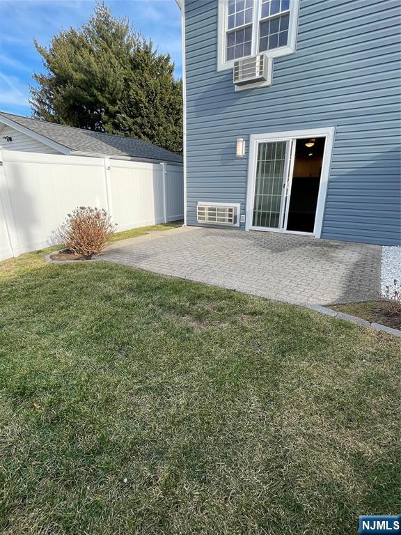 52 Reilly Court, Unit 1 Hackensack, NJ 07601 - Photo 24 of 25 a view of a backyard of the house