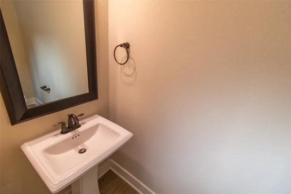 $2,700 | 18610 Parkland Square Place, Cypress, TX 77433