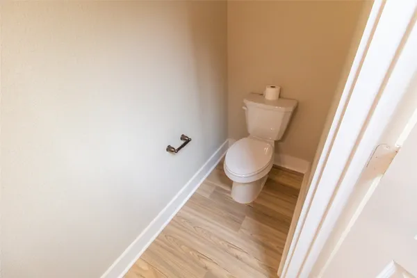 $2,700 | 18610 Parkland Square Place, Cypress, TX 77433