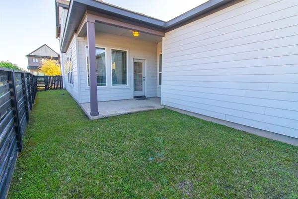 $2,700 | 18610 Parkland Square Place, Cypress, TX 77433