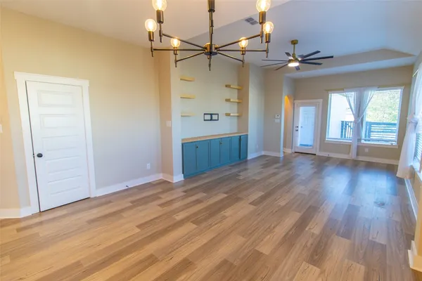 $2,700 | 18610 Parkland Square Place, Cypress, TX 77433