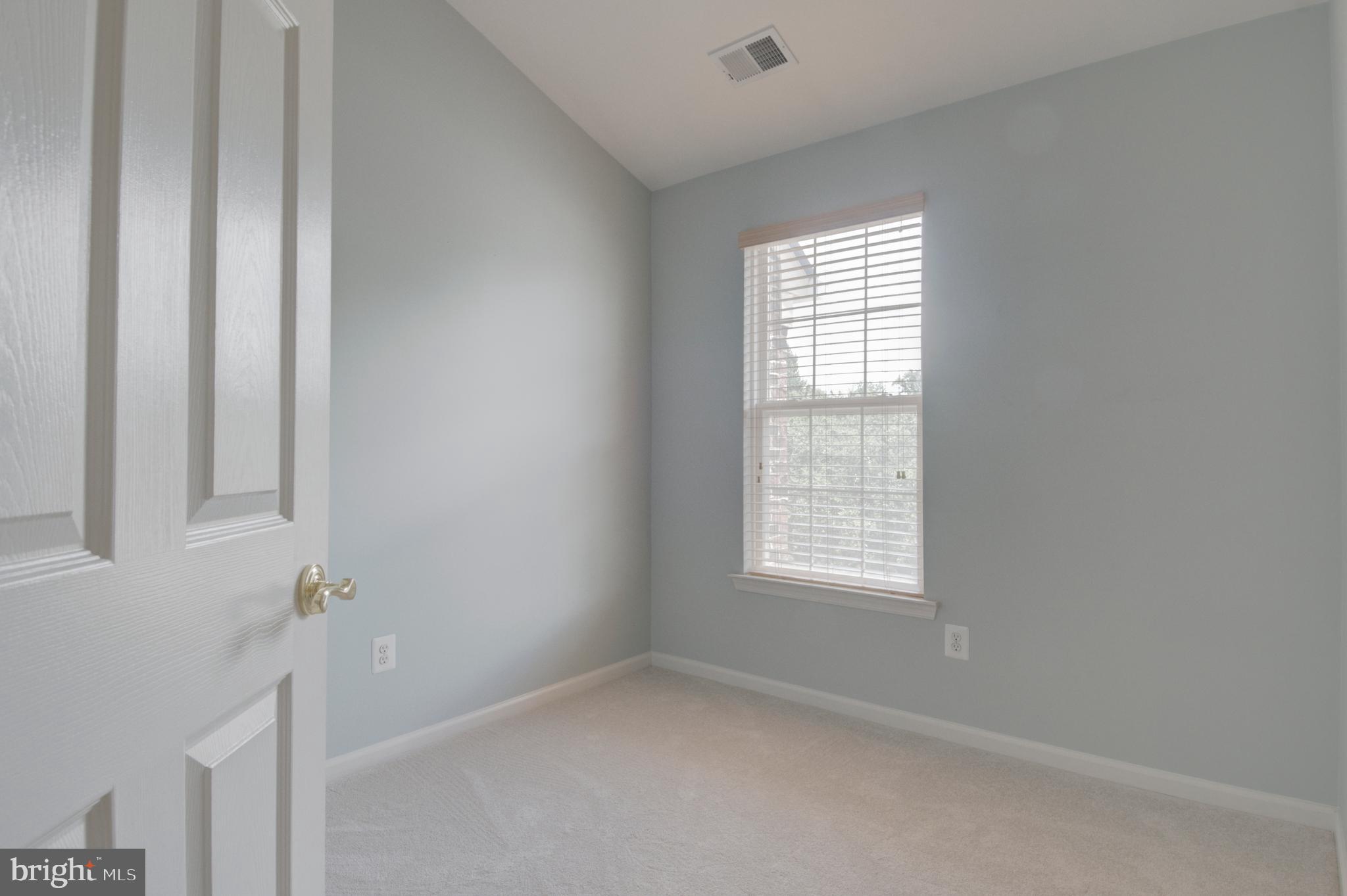 11432 Heritage Commons Way Reston, VA 20194 - Photo 7 of 16